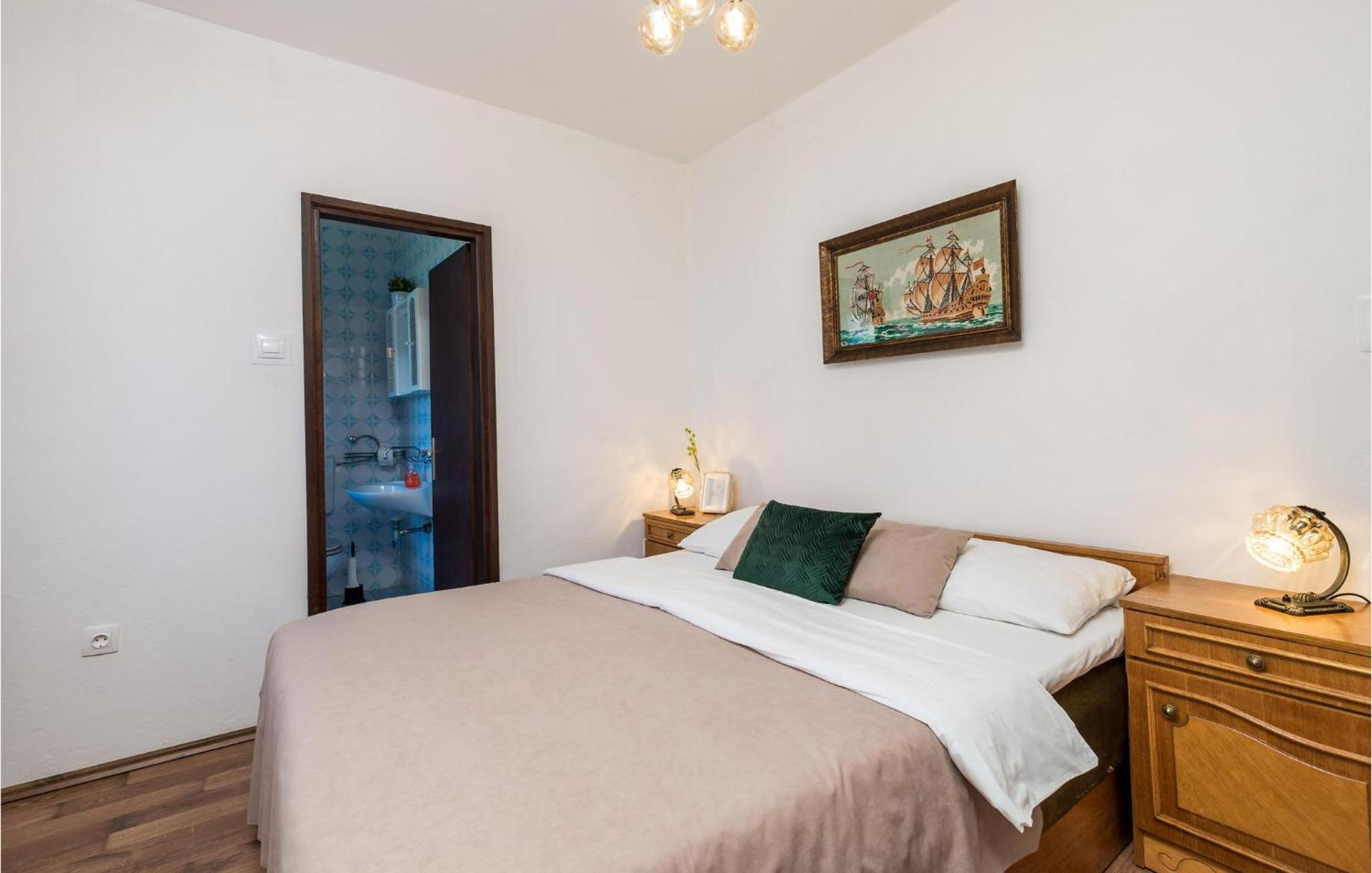 4 Bedroom Awesome Apartment In スヴェティ・ユライ エクステリア 写真