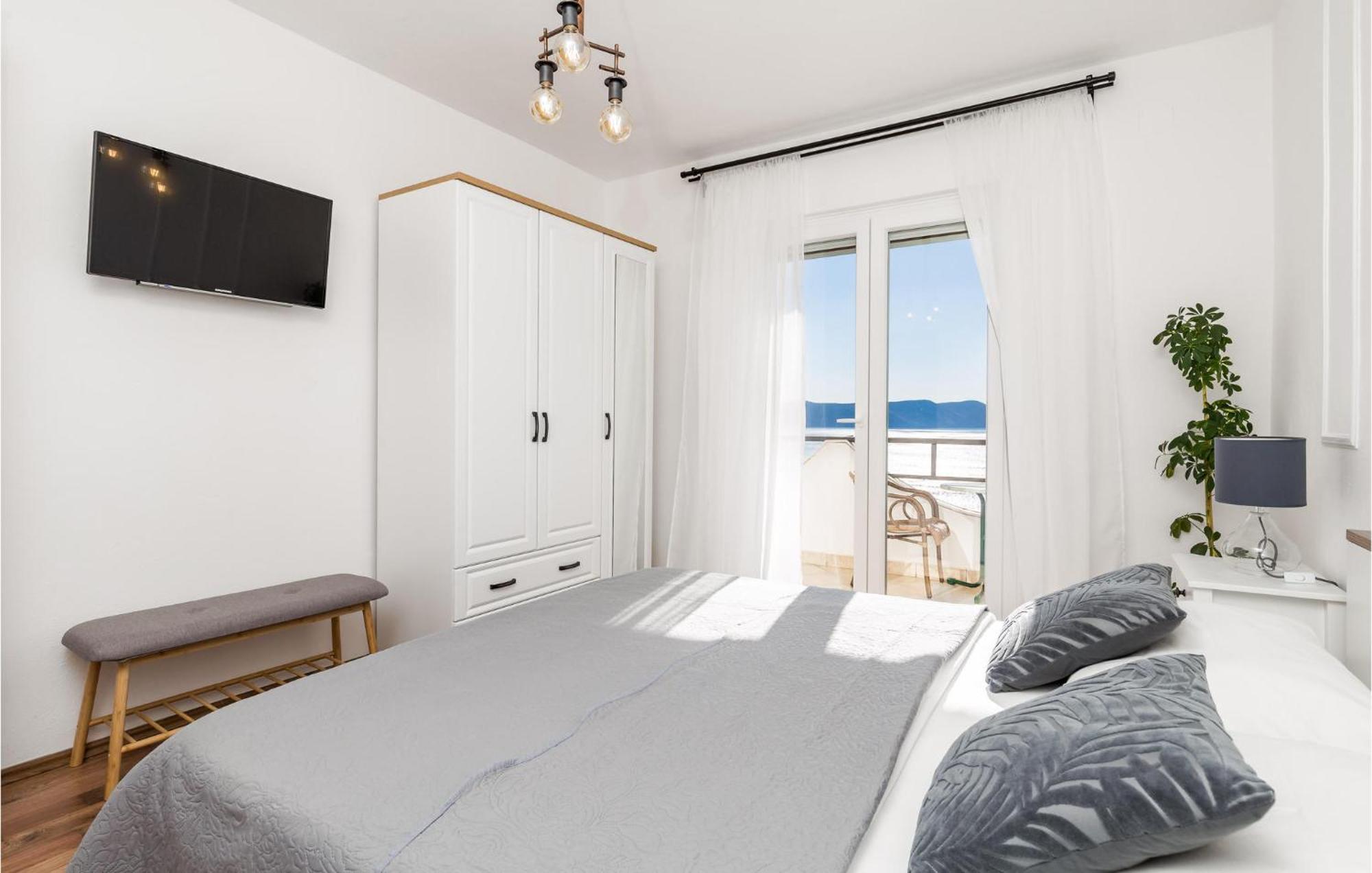 4 Bedroom Awesome Apartment In スヴェティ・ユライ エクステリア 写真