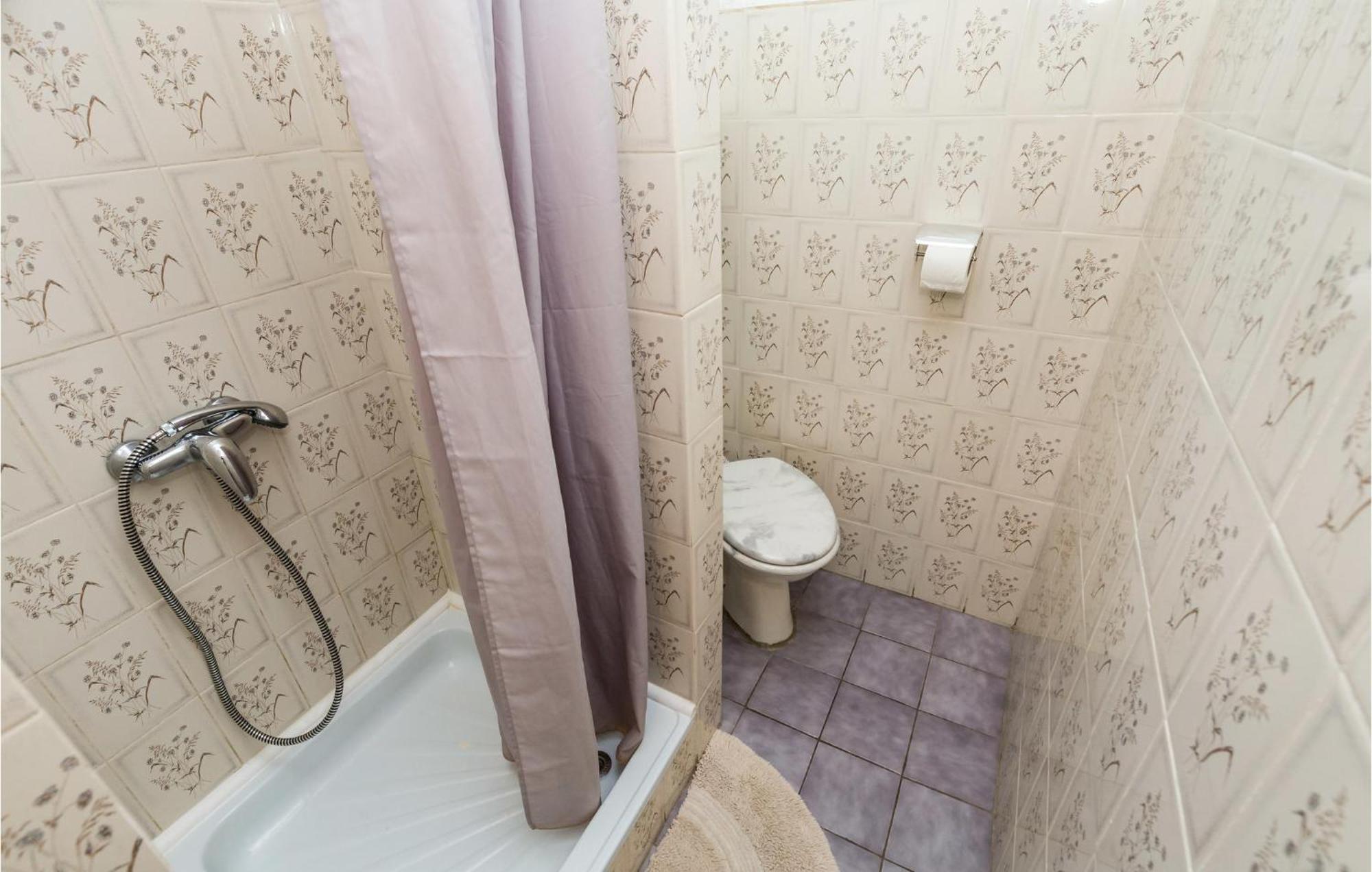 4 Bedroom Awesome Apartment In スヴェティ・ユライ エクステリア 写真